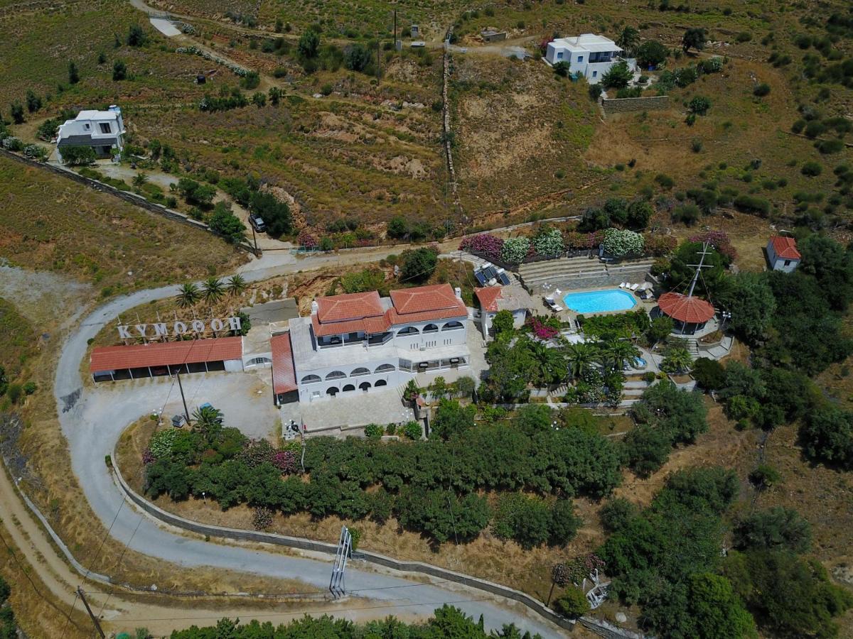 Kymothoi Rooms & Pool Bar Gavrio Habitación foto
